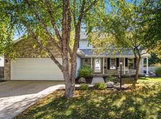 2410 Cherry Hills Dr, Champaign, IL 61822