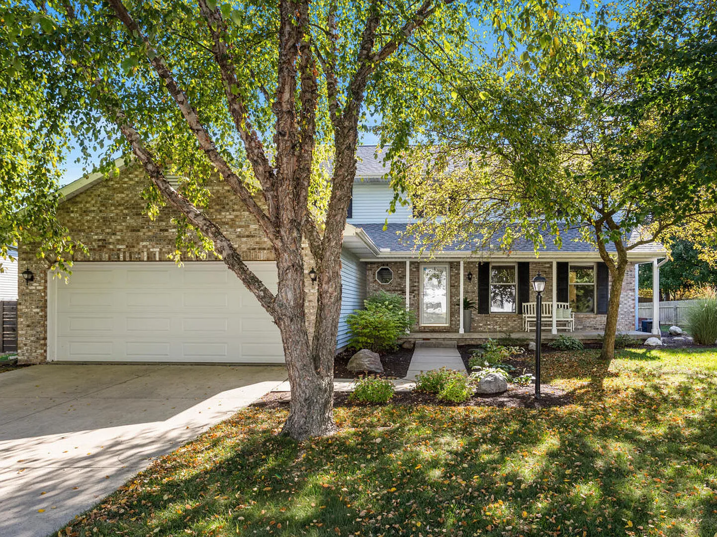2410 Cherry Hills Dr photo 1