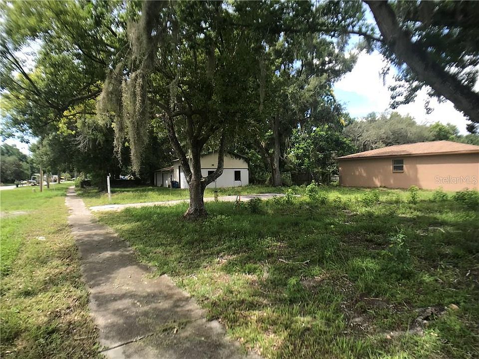 1st image of 312 Saint Petersburg Dr E