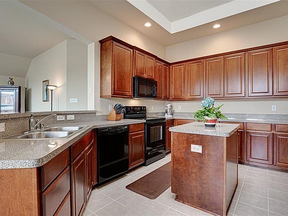 2nd image of 305 Welch Dr