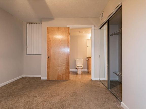 5th image of 2222 Detroit Ave APT 604