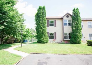 7 Cavalry Dr, Horsham, PA 19044