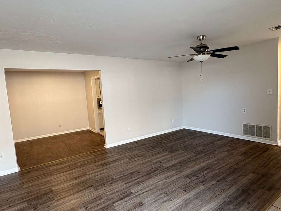 1st image of 5401 NW King Richard Ave APT B