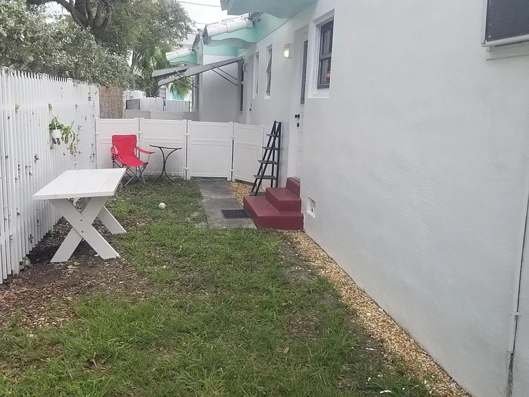 1830 Jackson St #1 — Photo 7