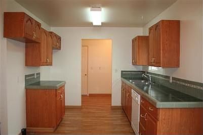 5th image of 414 Brierwood Ct SE