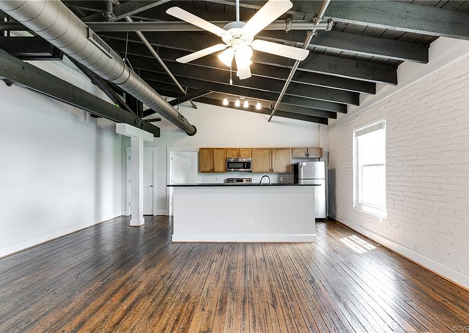 1st image of 407 S Cherry St APT 304