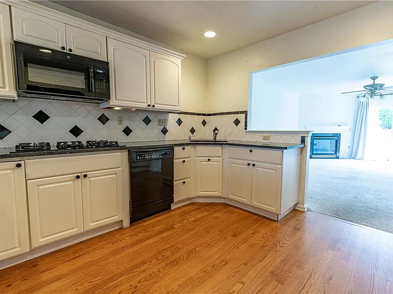 269 Park Ridge Dr — Photo 17