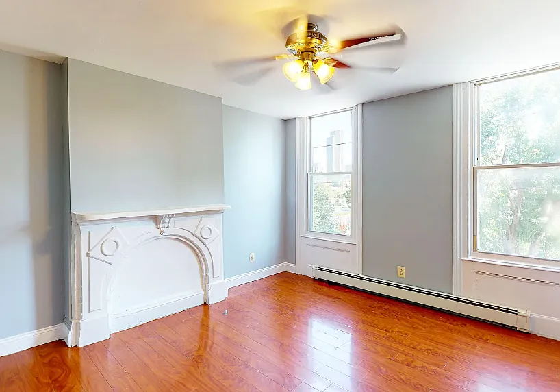 52 Bassett St #2