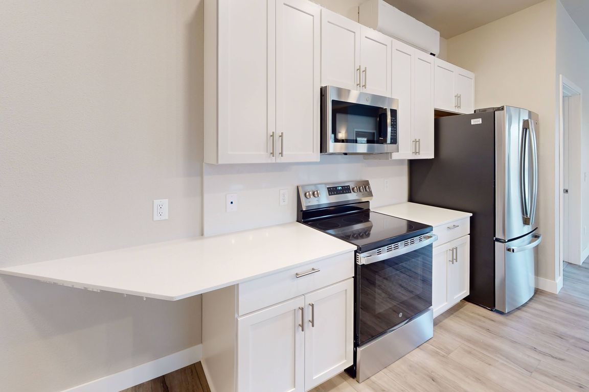Archway Apartments | 2 Bedroom Corner XL | 2 Bath