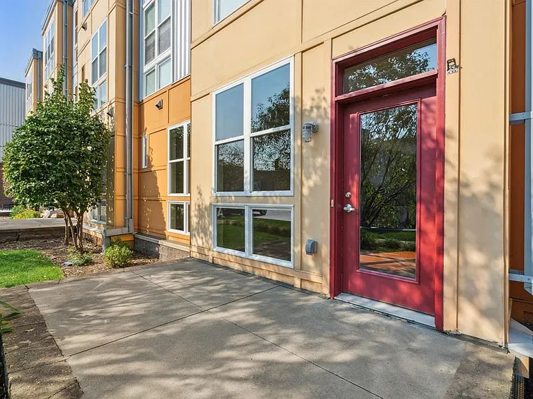 2650 University Ave W #109 — Photo 25