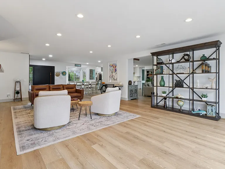 43 Corte Maria Ave — Photo 12