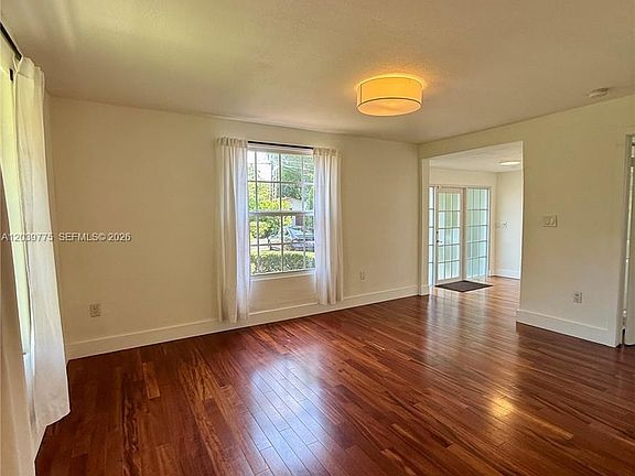 5th image of 4456 SW 10th St