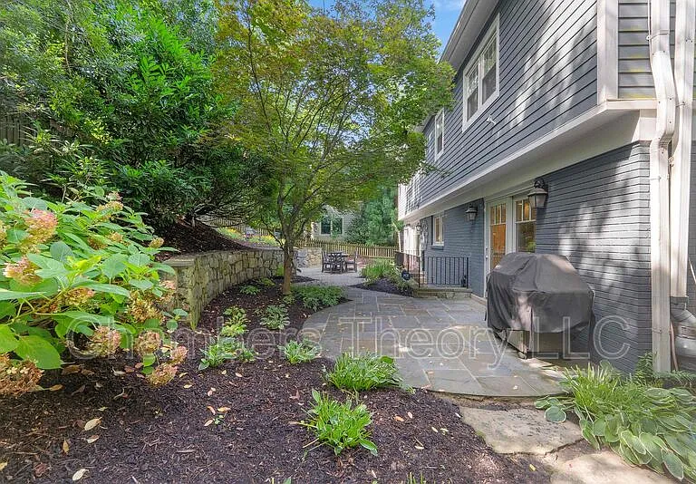 1937 Rhode Island Ave — Photo 52