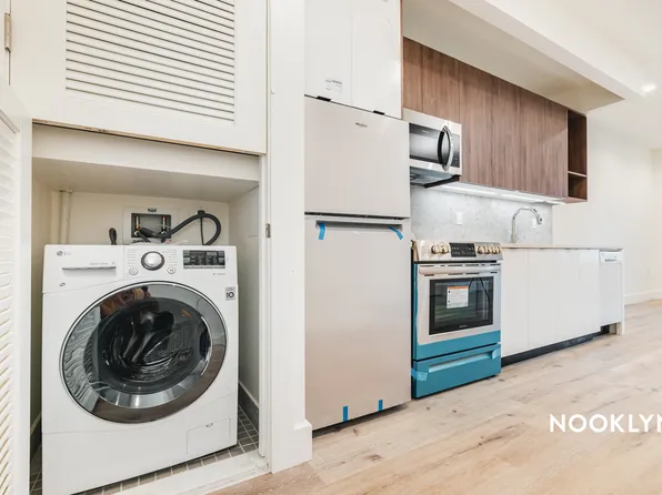 380 Grove Street image 1 of 21