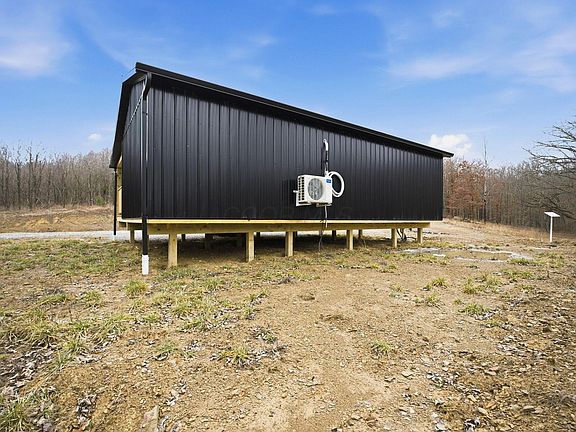 4th image of 33341 Flat Run Rd