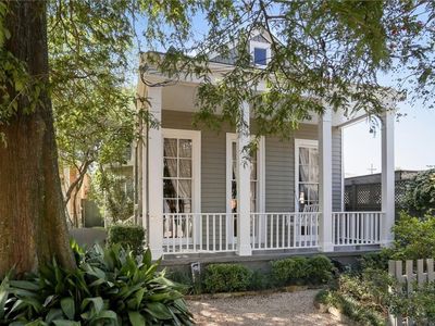 826 Constantinople St, New Orleans, LA, 70115