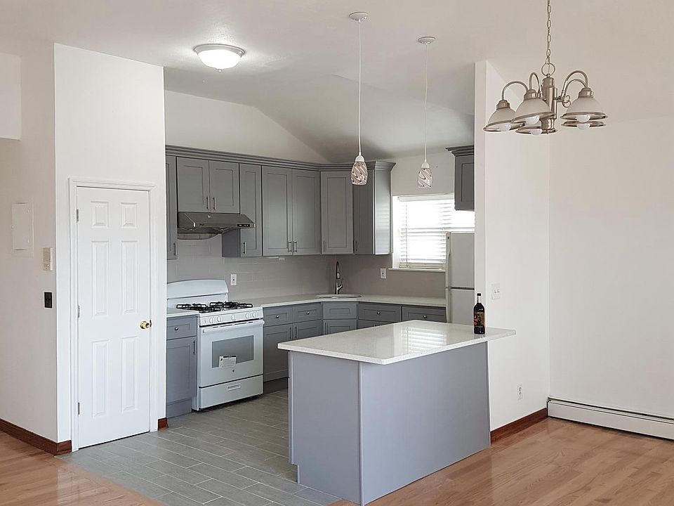 1st image of 15021 95th St APT 3