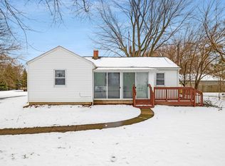 9430 Perry Rd, Erie, MI 48133