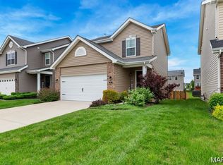 331 Charlestowne Place Dr, Saint Charles, MO 63301