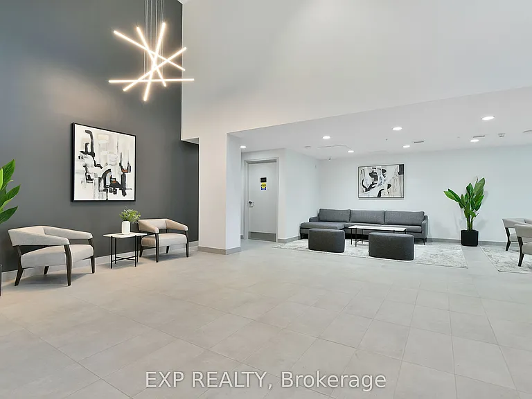 36 Robinson Ave #402 — Photo 3