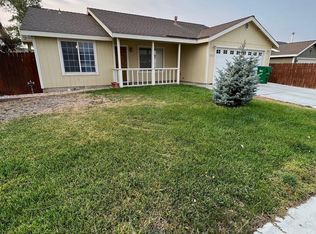 1603 Meadows Ave, Fernley, NV 89408
