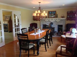 946 Golf Course Rd, Quakertown, PA 18951