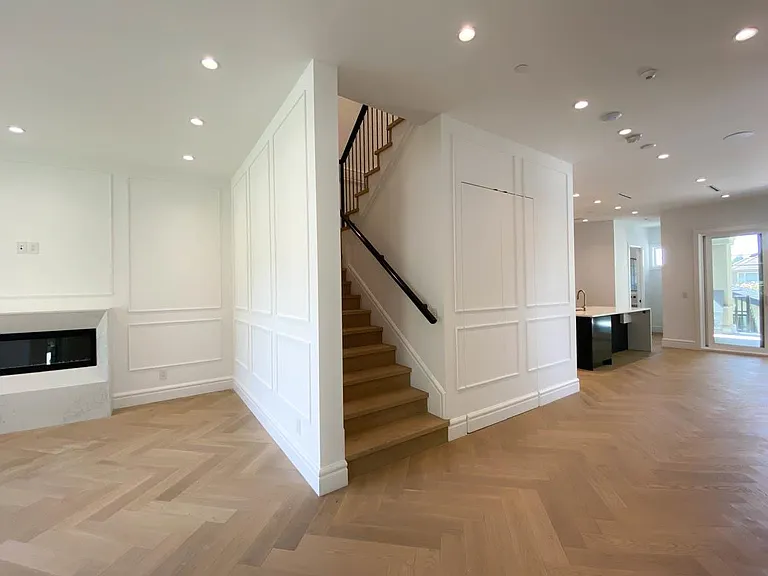 1368 W 43rd Ave #UPPER — Photo 6