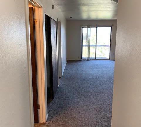 3rd image of 1032 E 400 S APT 503B