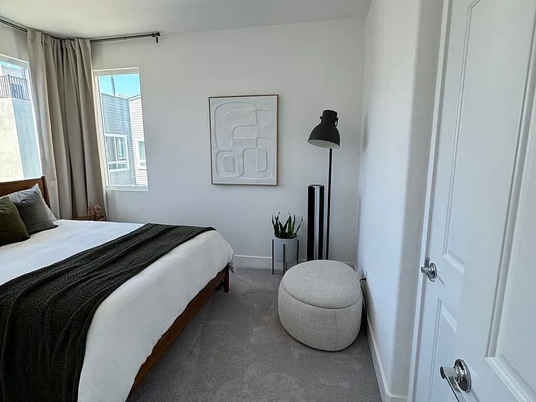 892 Estuary St — Photo 18