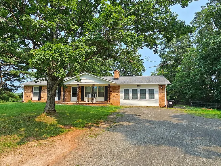 10109 Lees Mill Rd — Photo 33