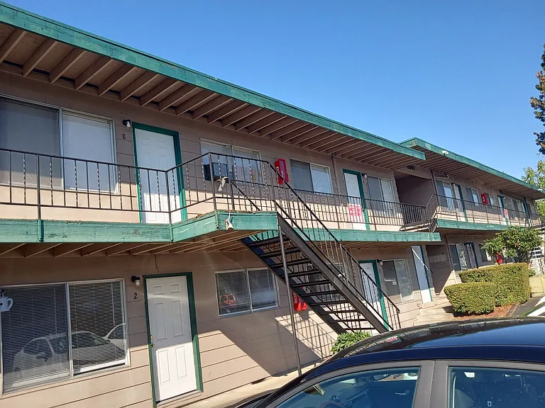 2507 E Mill Plain Blvd — Photo 1