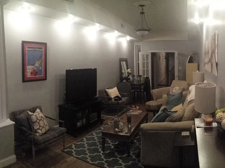 1820 Aliceanna St — Photo 2
