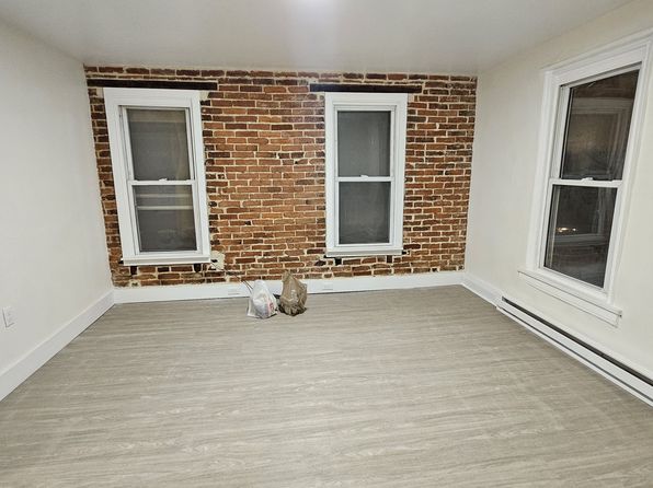 1300 E Philadelphia Ave APT 9