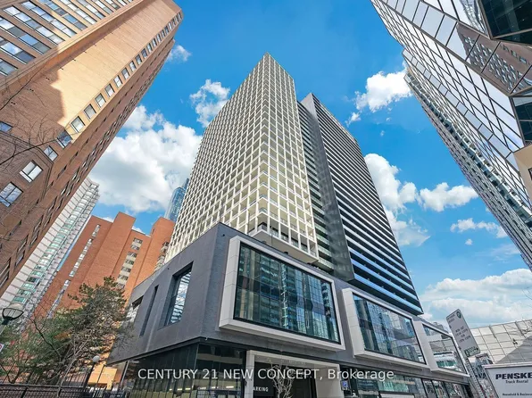 20 Edward St #1202, Toronto, ON M5G 0C5