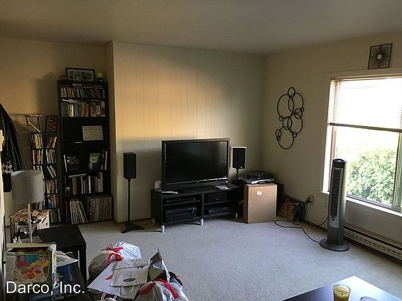 4th image of 310 12th Ave E APT 305