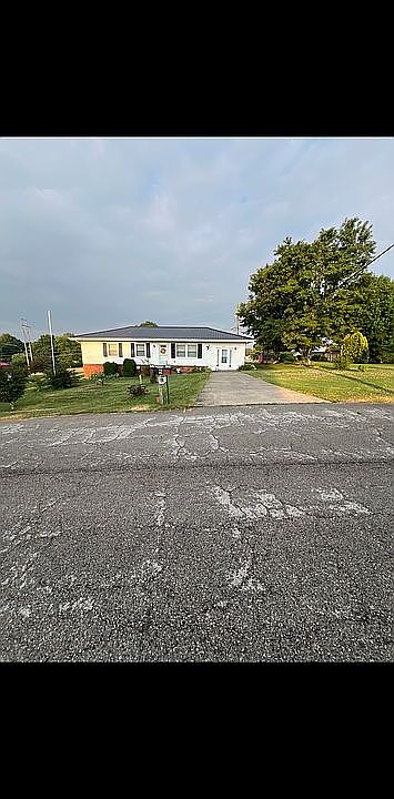 1st image of 2290 Mefford Fort Dr