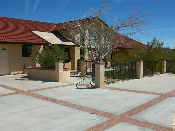 225 N Landers Ln, Yucca Valley, CA 92284