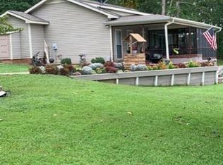 123 Bent Rd, Greenwood, SC 29649