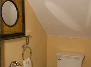 56 Vanderhorst St, Charleston, SC 29403