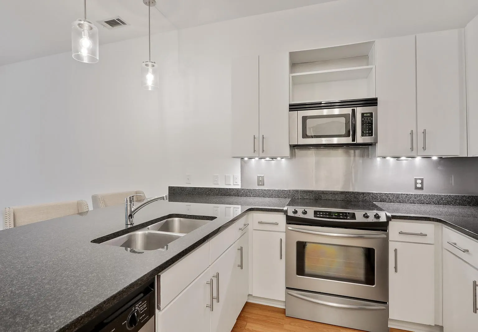 2630 Talley St — Photo 2