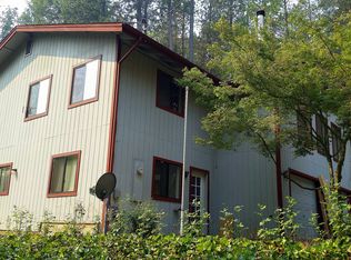 16524 Auburn Rd, Grass Valley, CA 95949