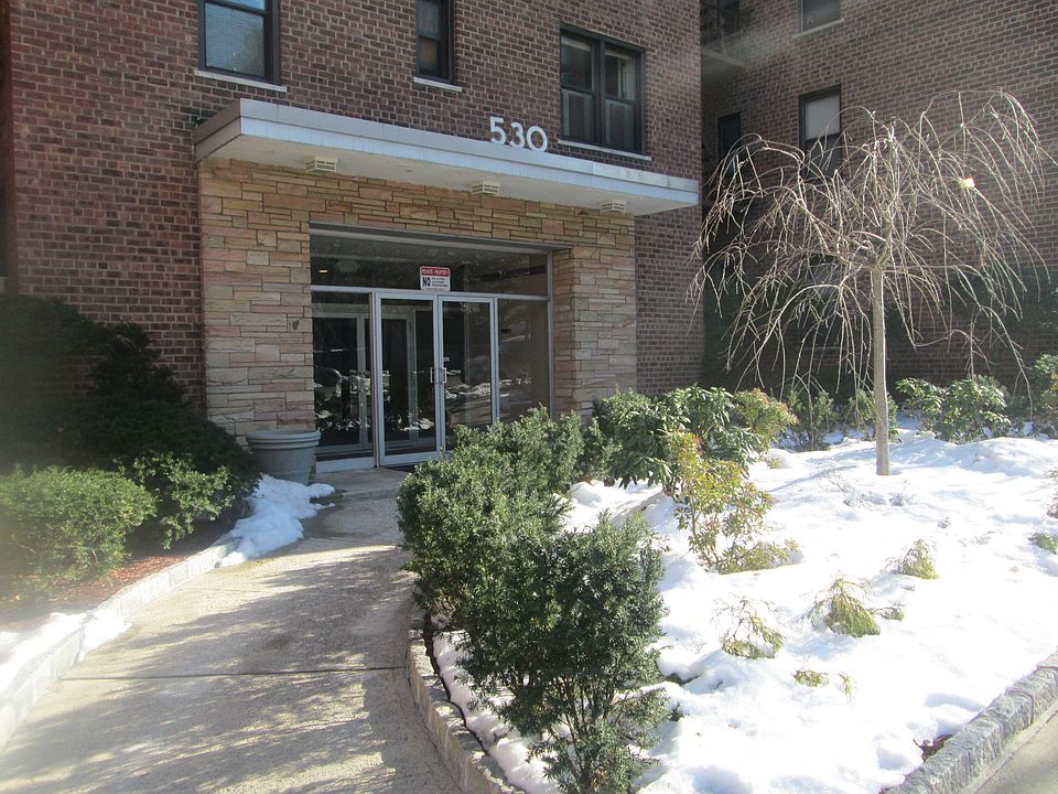 1st image of 530 Riverdale Ave APT 6K