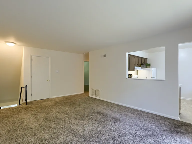 841 & 861 Bonneview Rd — Photo 5