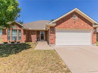 260 Topaz Cir, Hewitt, TX 76643