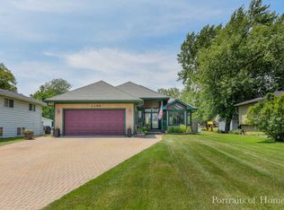 1140 S Edgewood Ave, Lombard, IL 60148
