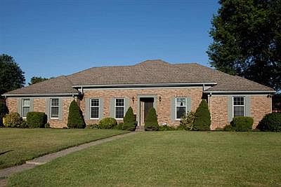 1st image of 1625 Blossom Ct