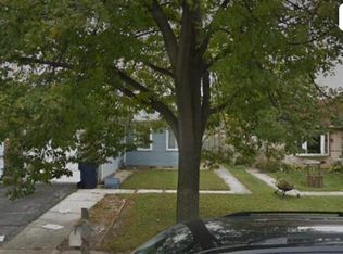 111 Golden Dr, Glendale Heights, IL 60139