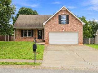 1524 Cedar Springs Cir, Clarksville, TN 37042