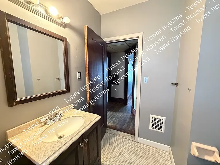 418 Colvin Ave #UPPER — Photo 9