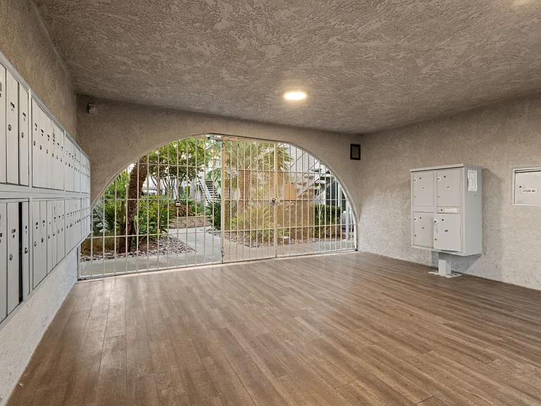 3532 Meade Ave #2 — Photo 18